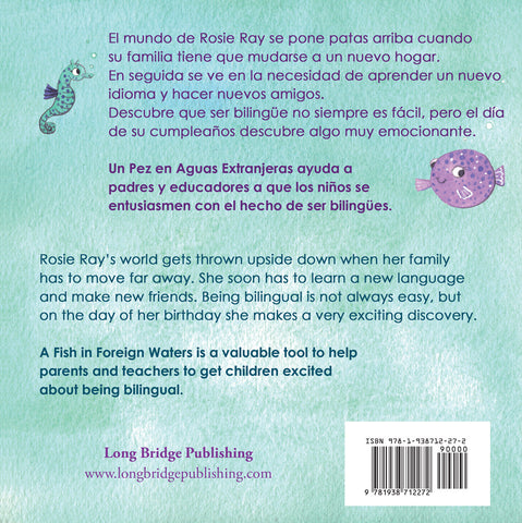 Un Pez en Aguas Extranjeras / A Fish in Foreign Waters: a Birthday Book in Spanish and English